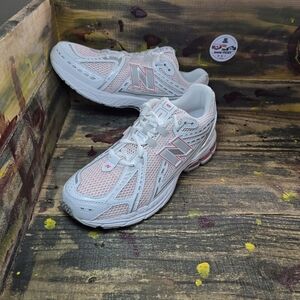 New Balance 1906R Running Womens Size 8.5/Kids 7‎ White Sunfade Red GC1906CL